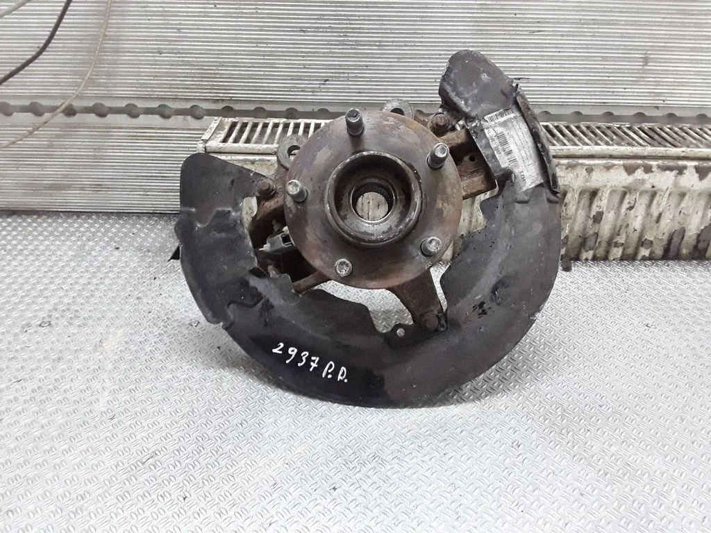 Front wheel hub spindle knuckle – Volvo V50 (2004-2007)