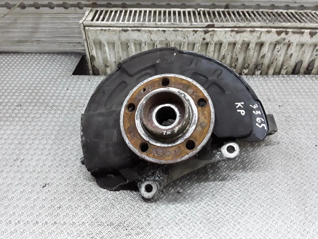 Front wheel hub spindle knuckle – Volvo S80 (1999-2003)