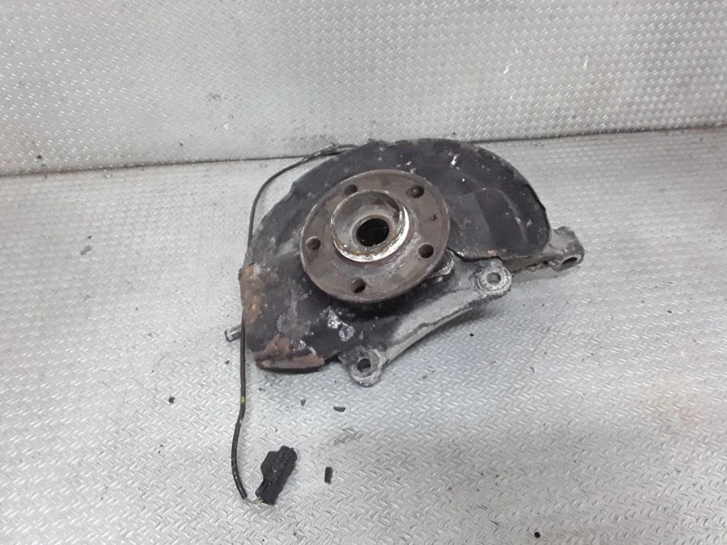 Front wheel hub spindle knuckle – Volvo S80 (1999-2003)