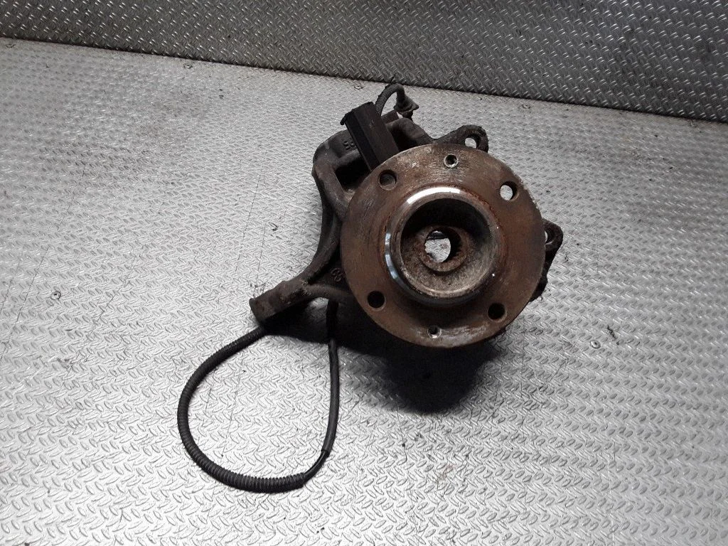 Front wheel hub spindle knuckle – Peugeot 207 CC (2007-2014)