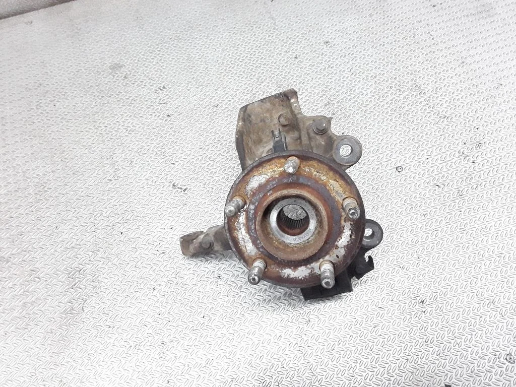 Front wheel hub spindle knuckle – Volvo V50 (2004-2007)