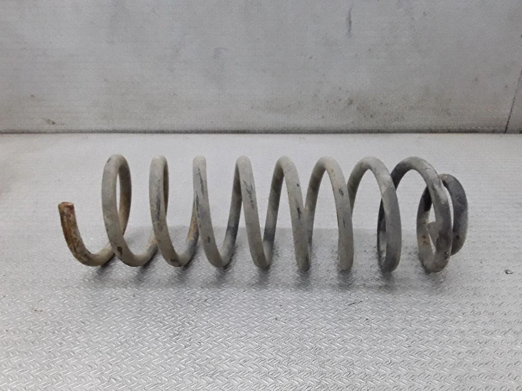Front coil spring – Jeep Grand Cherokee (1993-1998)