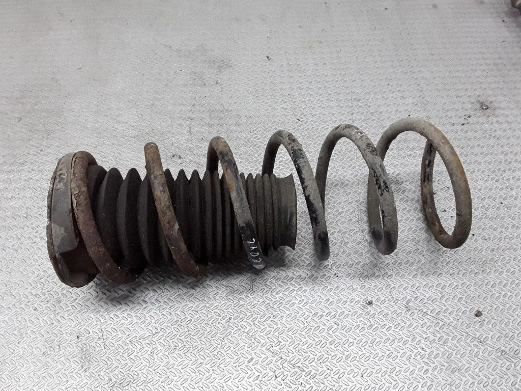 Front coil spring – Saab 9-3 Ver1 (1998-2005)