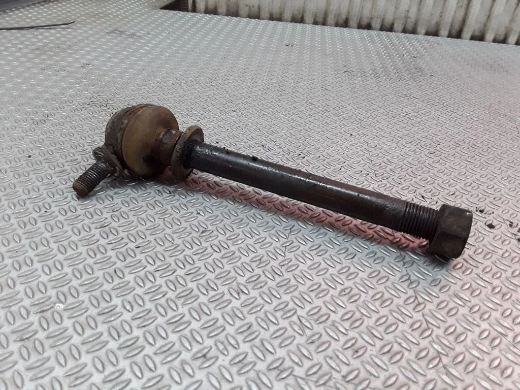 Eesmise stabilisaatori varras (link) – KIA Sportage (1995-2004)