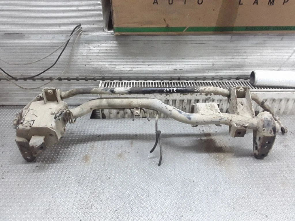 Front anti-roll bar/sway bar – Mitsubishi Pajero Sport I (1996-2008)