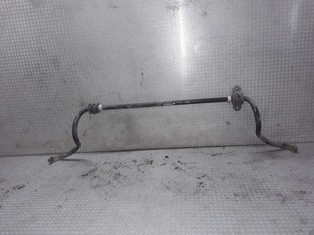 Priekšējais stabilizators – Nissan Micra (2011-2016)