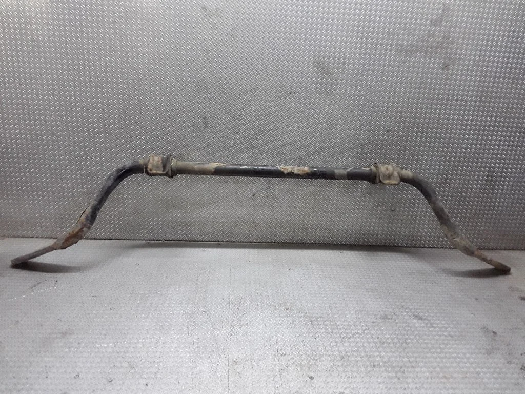 Eesmine stabilisaator (kaldevarras) – Nissan Navara D40 (2004-2015)