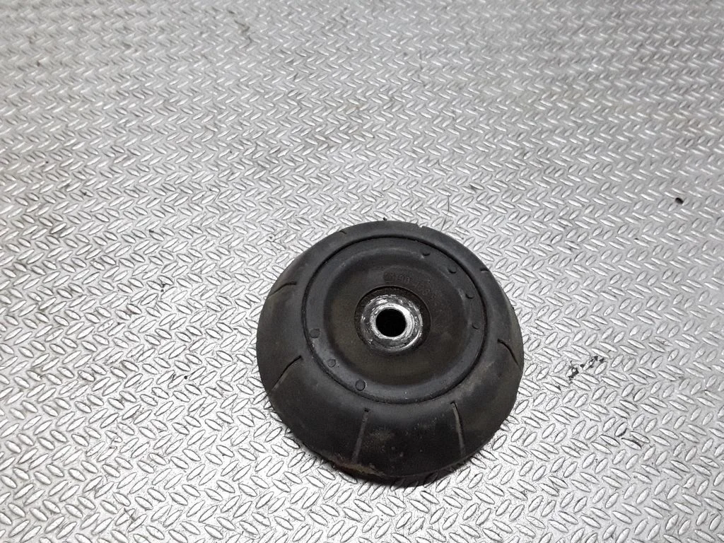 Front coil spring rubber mount – Opel Astra G (1998-2009)