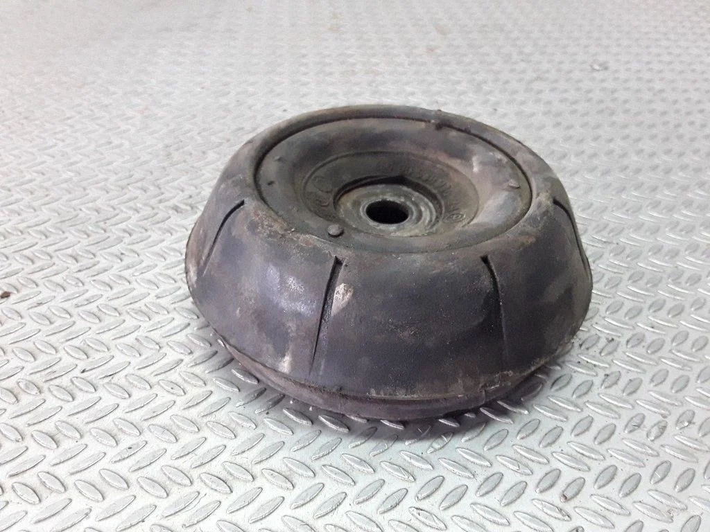 Eesmise keerdvedru kummitugi – Opel Vectra B (1996-2002)