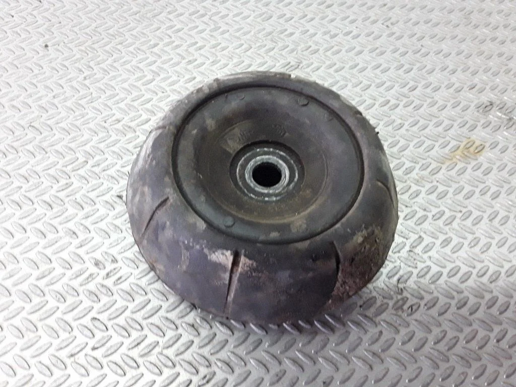 Front coil spring rubber mount – Opel Astra G (1998-2009)
