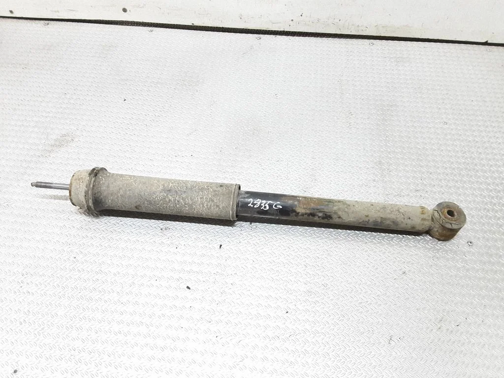 Rear shock absorber/damper – Mitsubishi Grandis (2003-2011)