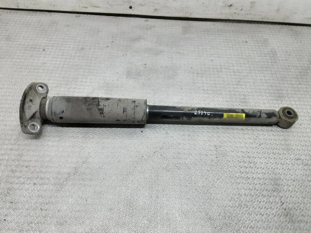 Rear shock absorber/damper – Chevrolet Cruze (2009-2016)