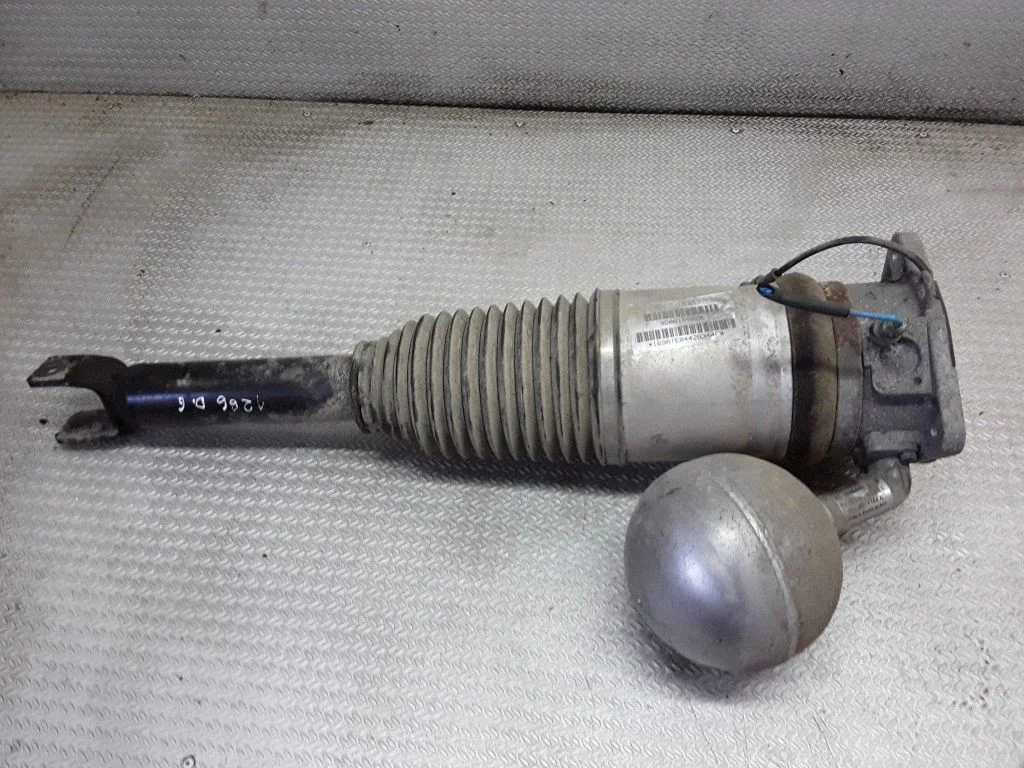Rear shock absorber/damper – Volkswagen Phaeton (2002-2016)