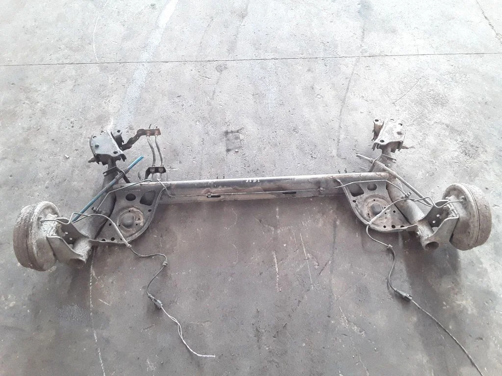 Rear axle beam – Renault Clio III (2005-2012)