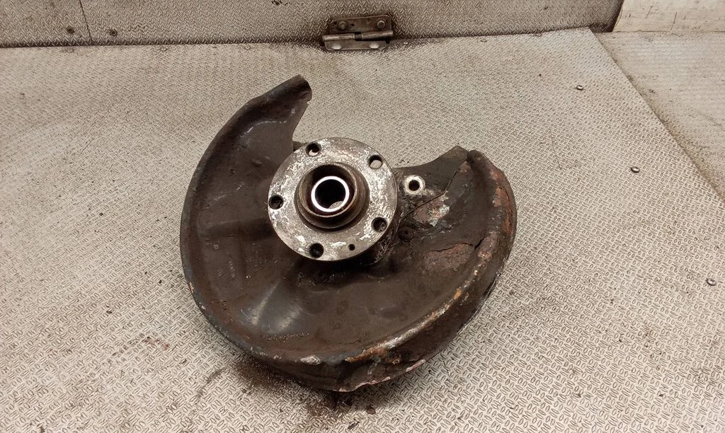 Rear wheel hub spindle/knuckle – Audi A8 S8 D3 4E (2002-2009)