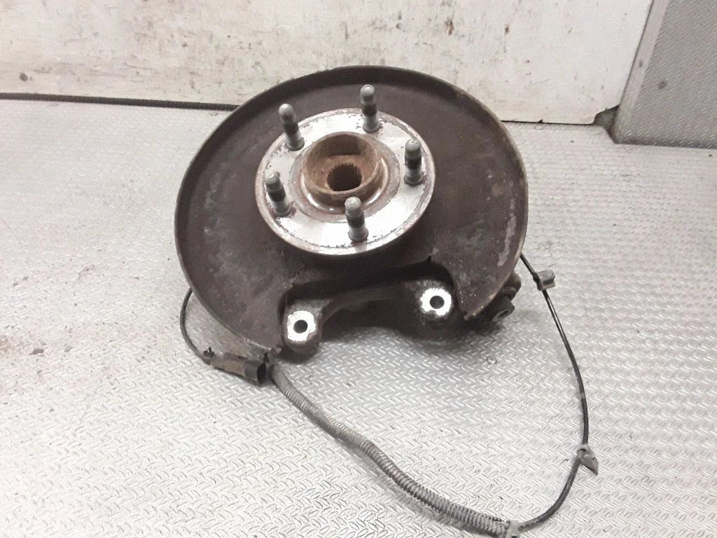 Rear wheel hub spindle/knuckle – Opel Insignia A (2008-2017)
