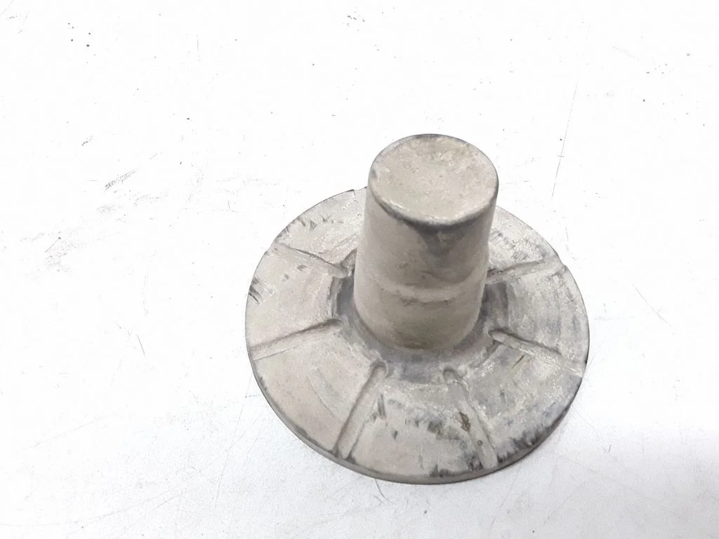 Rear coil spring rubber mount – Opel Zafira A (1999-2005)