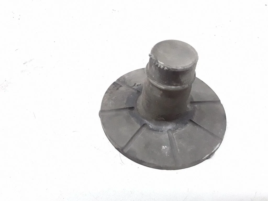 Rear coil spring rubber mount – Opel Zafira A (1999-2005)