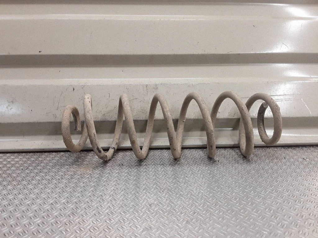 Rear coil spring – Skoda Rapid (NH) (2012-2019)
