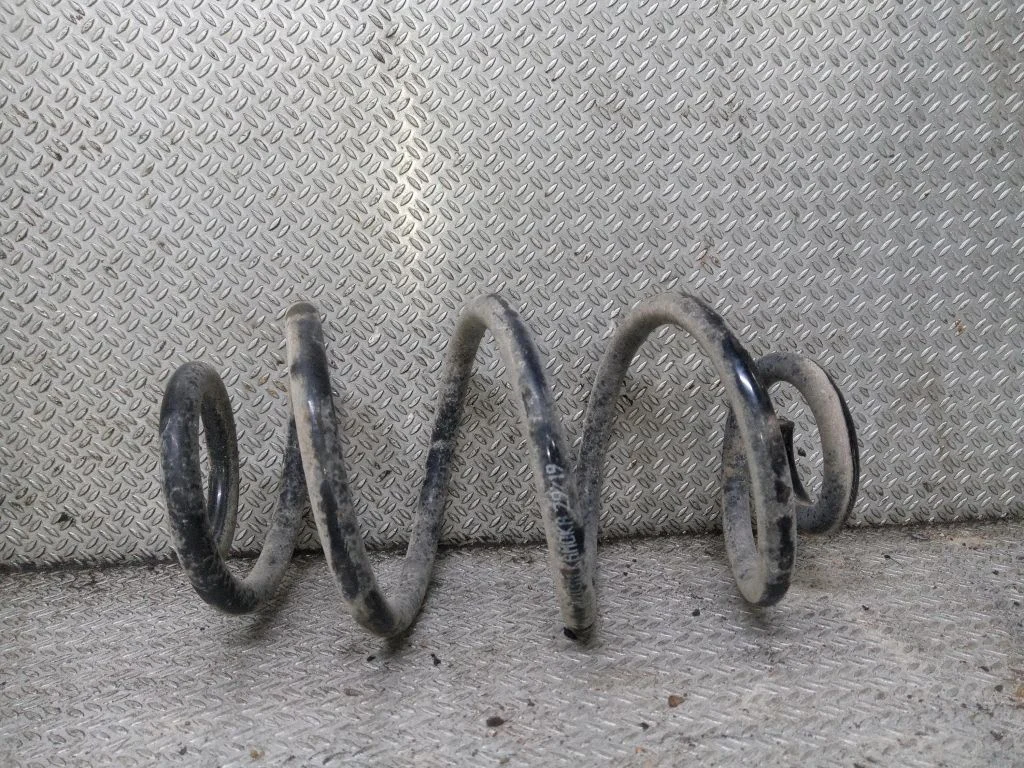 Rear coil spring – Nissan Tiida C11 (2004-2011)