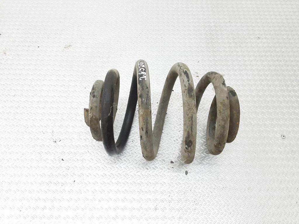 Rear coil spring – Mercedes-Benz Sprinter W906 (2006-2018)