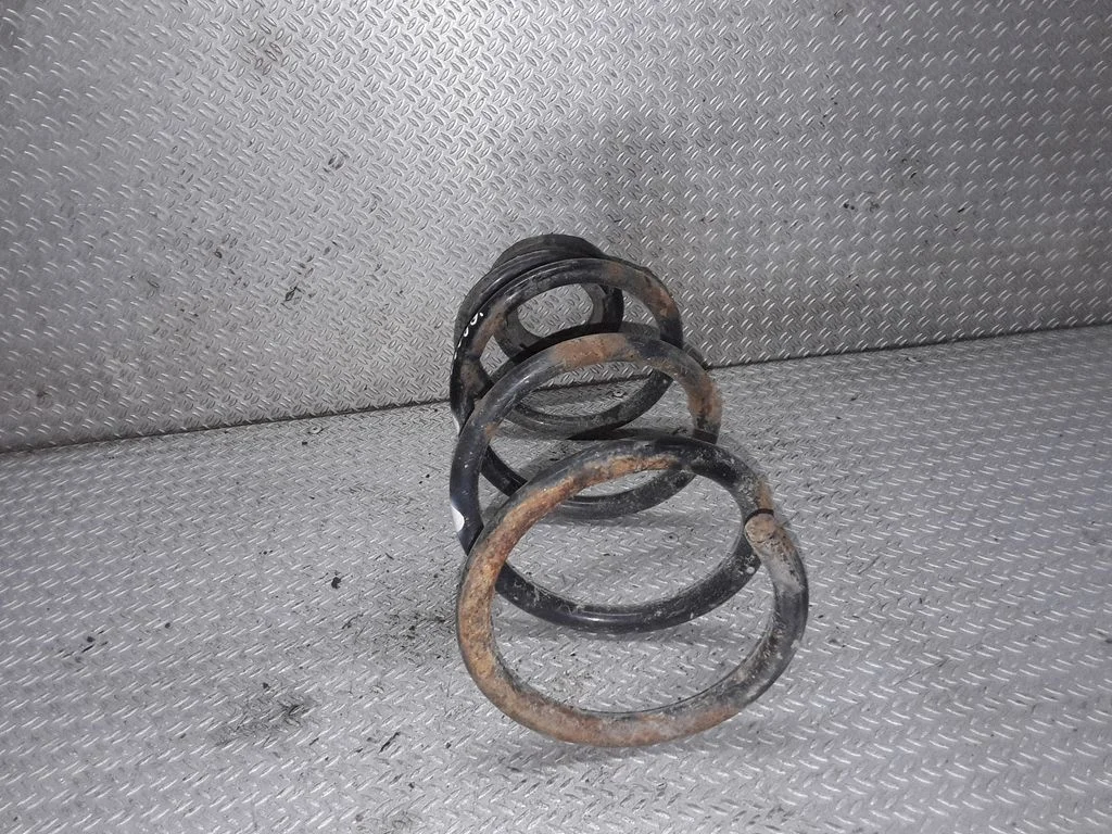 Rear coil spring – Nissan Micra (2011-2016)