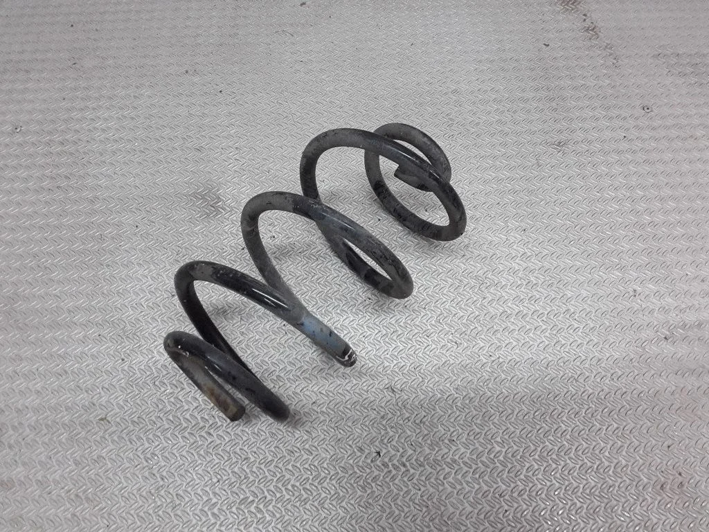 Rear coil spring – Nissan Micra (2003-2007)