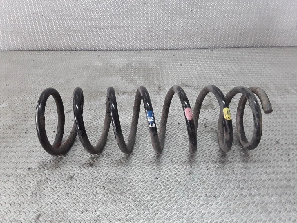 Rear coil spring – Honda Accord (2003-2007)