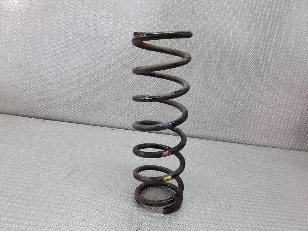 Rear coil spring – Honda Accord (2003-2007)