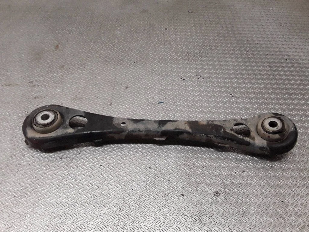 Rear control arm – Seat Exeo (3R) (2008-2013)