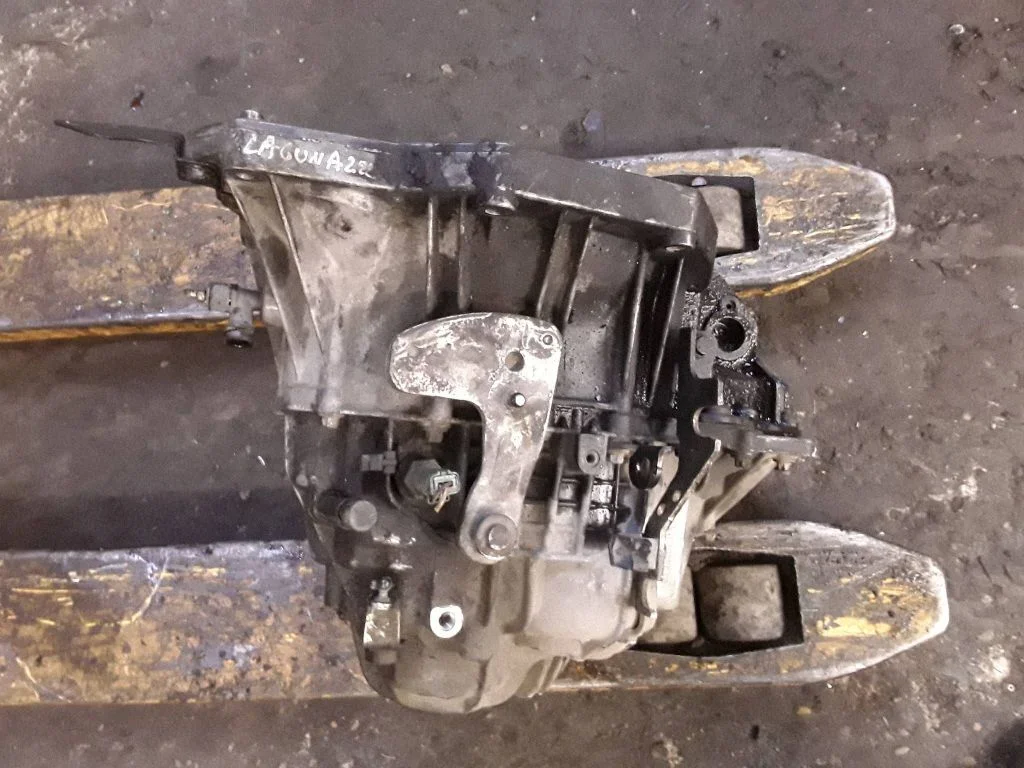 Mehaaniline 6-käiguline käigukast – Renault Laguna II (2001-2007)