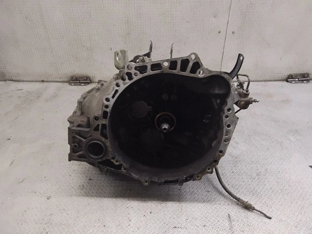 Manual 6 speed gearbox – Toyota Corolla Verso AR10 (2004-2009)