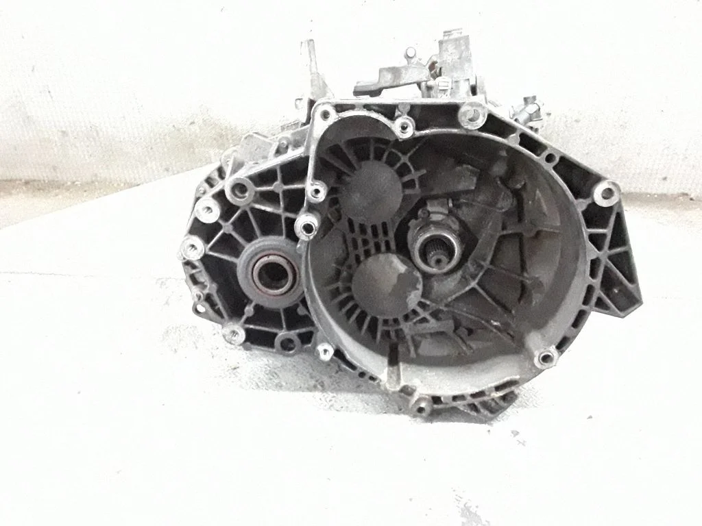 Manual 6 speed gearbox – Opel Astra H (2004-2012)