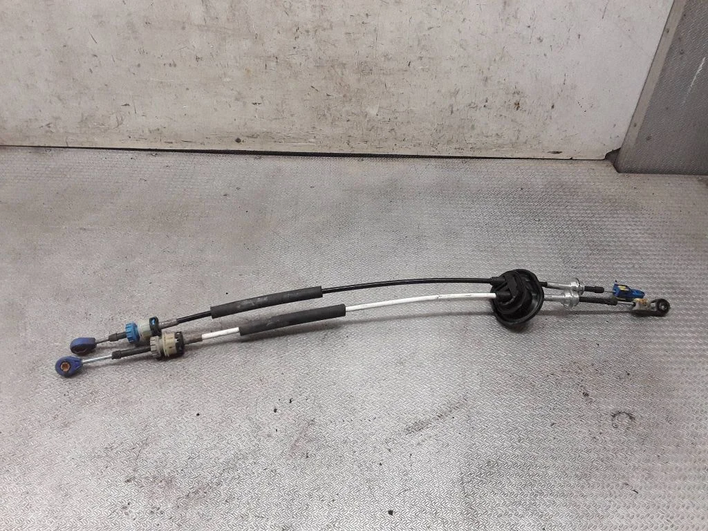 Gear shift cable linkage – Peugeot 308 (2007-2013)