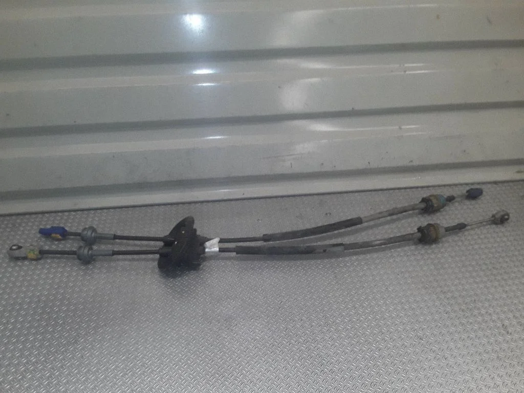 Gear shift cable linkage – Peugeot 308 (2007-2013)