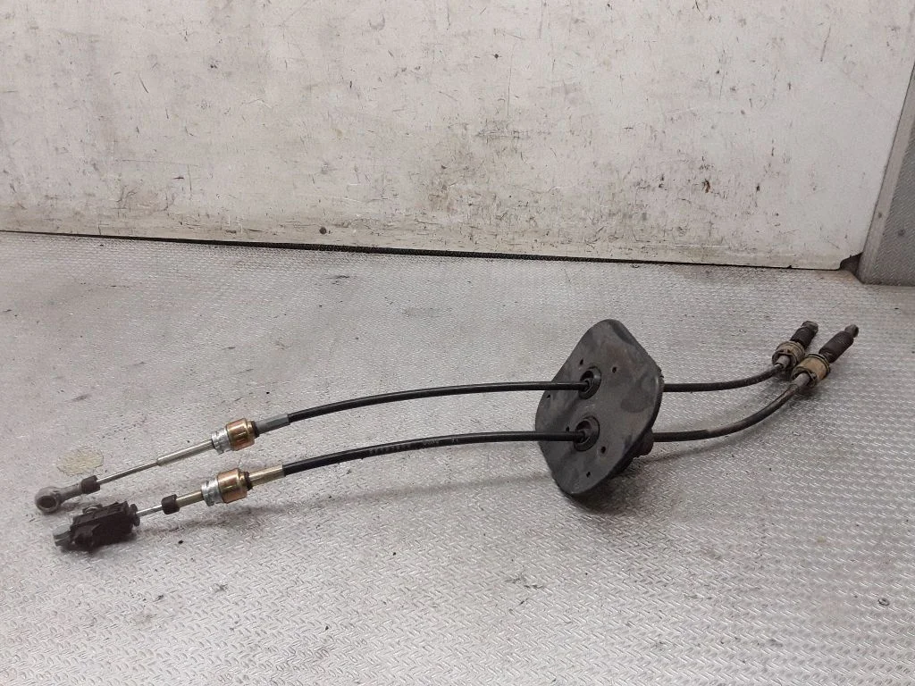 Gear shift cable linkage 55183995