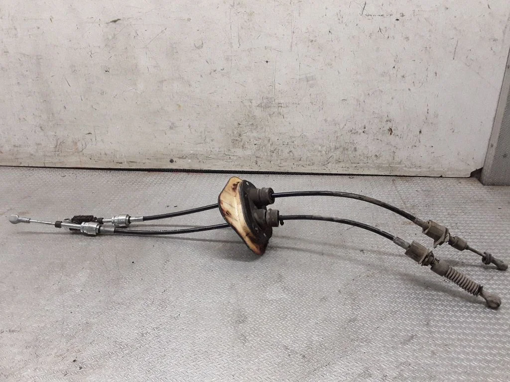 Gear shift cable linkage 55183997