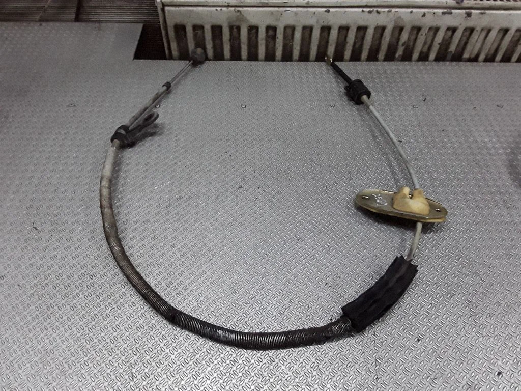 Gear shift cable linkage – Seat Alhambra (Mk1) (1996-2010)