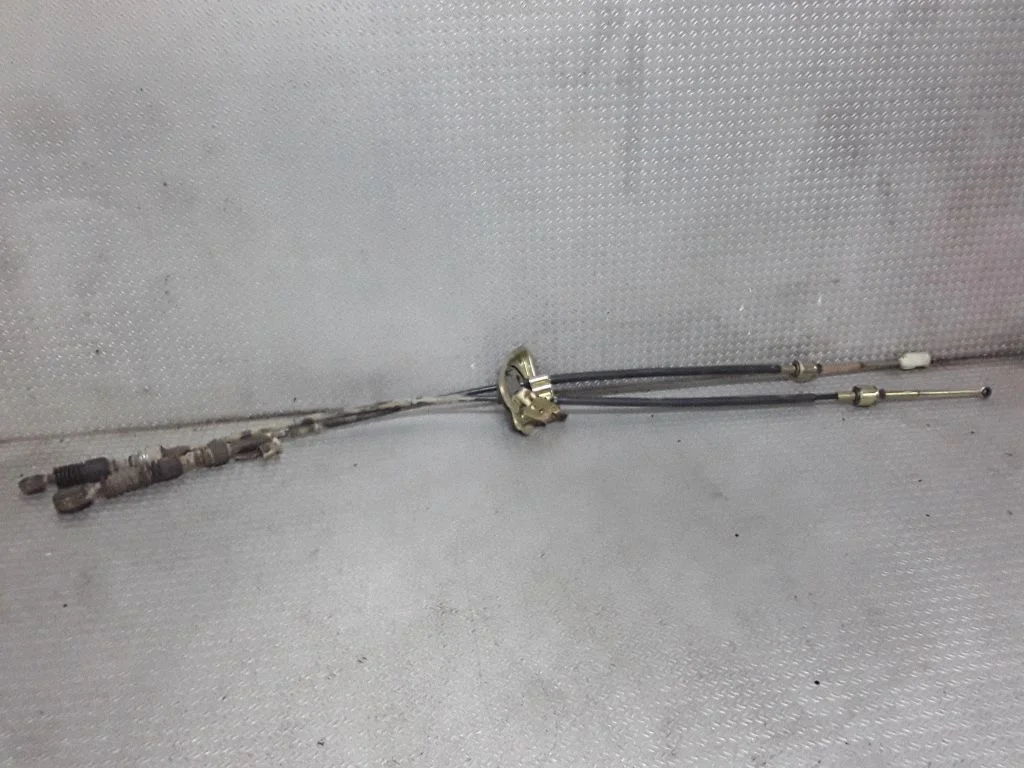 Gear shift cable linkage – Honda HR-V (1998-2005)