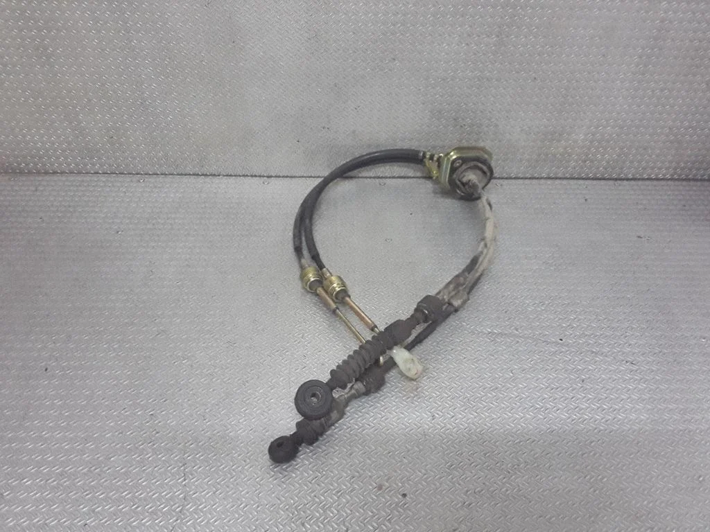 Gear shift cable linkage – Honda HR-V (1998-2005)
