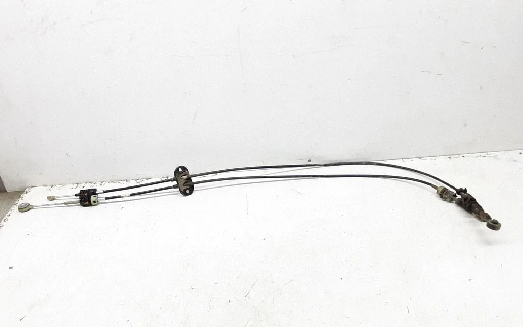 Gear shift cable linkage – Ford Fiesta (2006-2008)