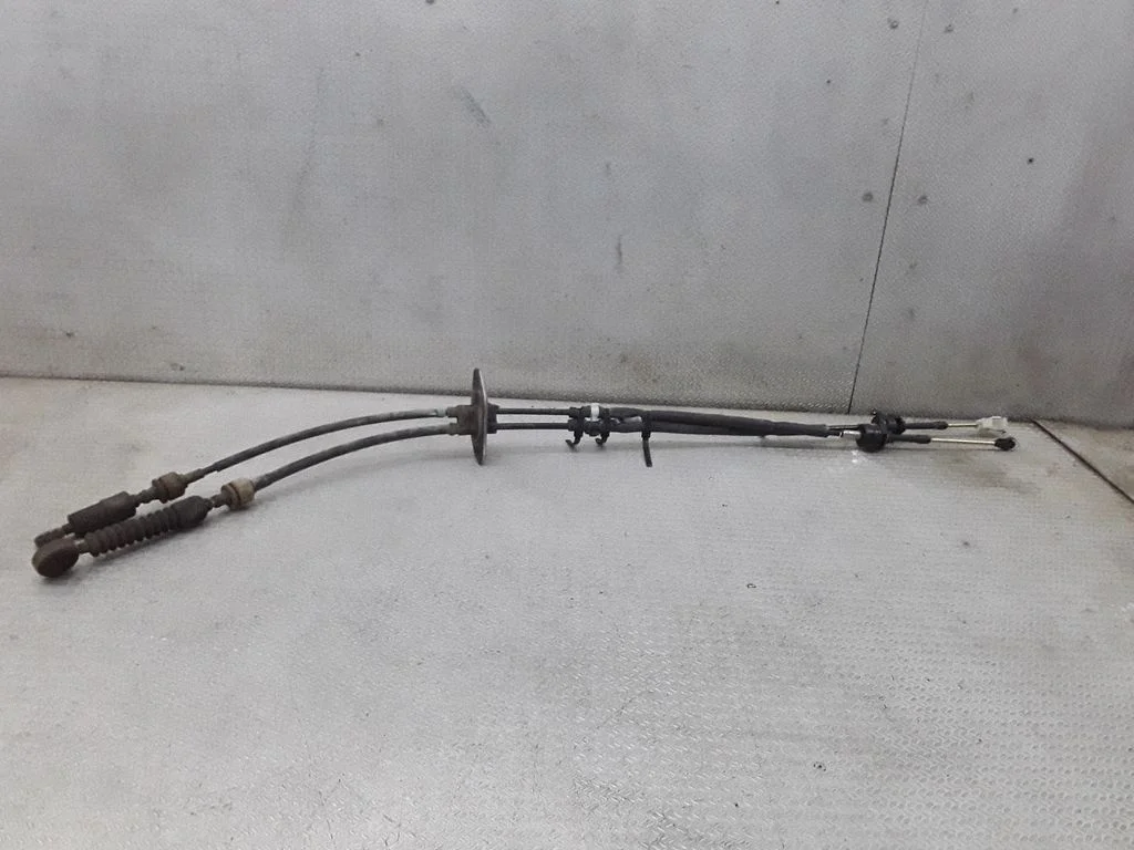 Gear shift cable linkage – Mitsubishi Lancer (2003-2007)