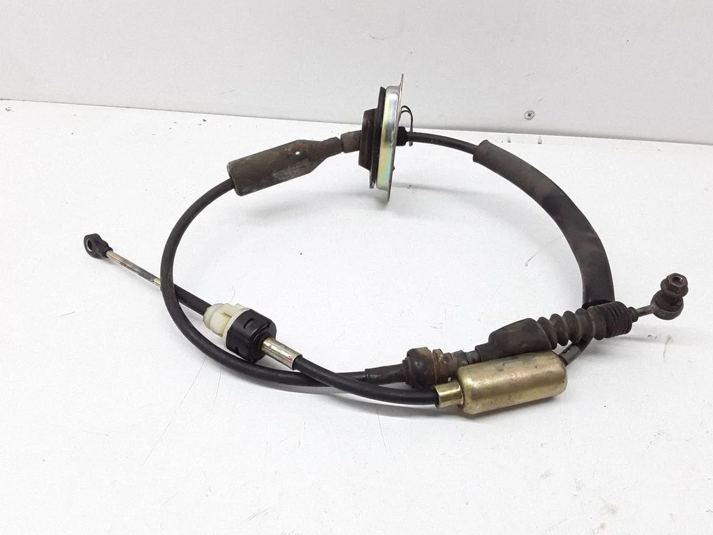 Gear shift cable linkage – Hyundai Santa Fe (2000-2006)