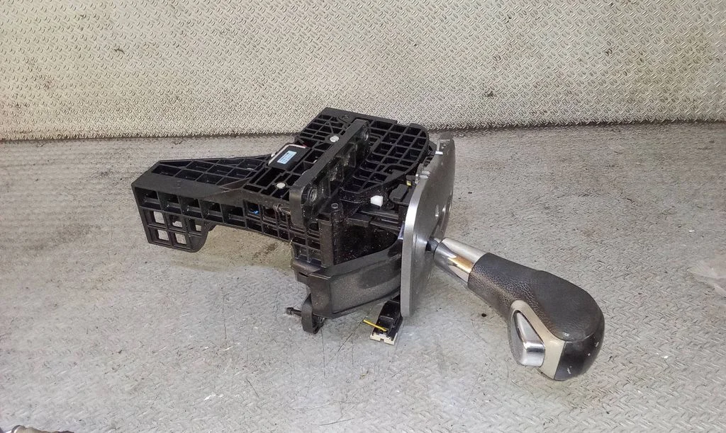 Gear selector mechanism – Chevrolet Orlando (2011-)