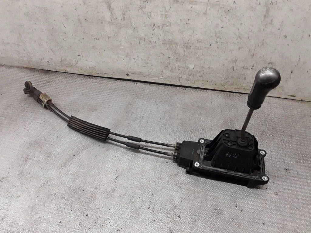 Gear selector mechanism – Nissan Note (E11) (2006-2014)