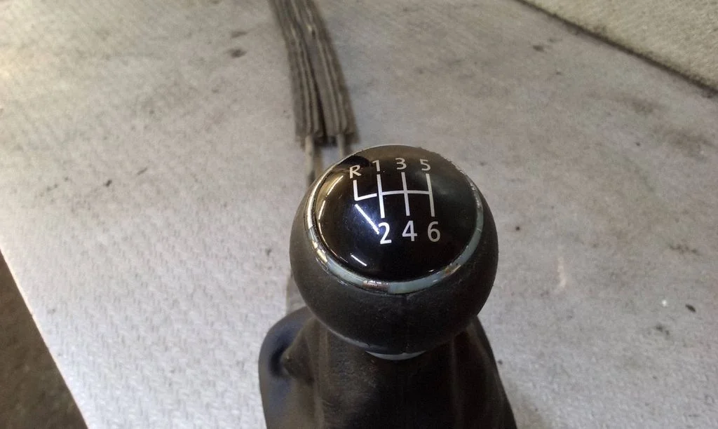 Gear selector mechanism – Volkswagen Jetta V (2005-2010)