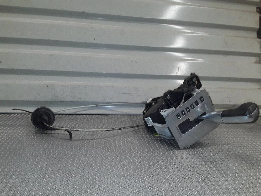 Gear selector mechanism – Opel Zafira B (2005-2014)