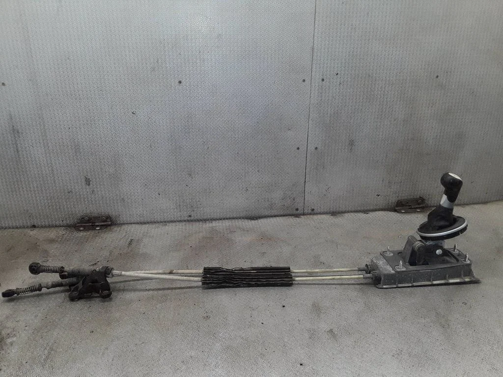 Gear selector mechanism – Skoda Roomster (5J) (2006-2015)