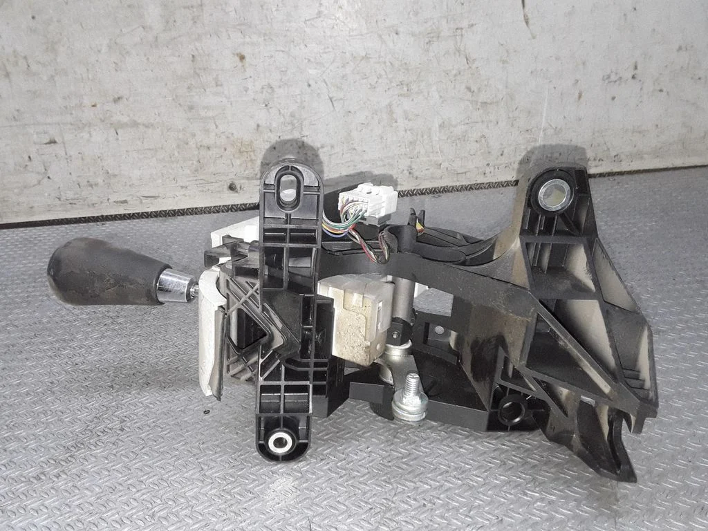 Mechanizm zmiany biegów (kulisa) – Mazda 5 (2005-2010)