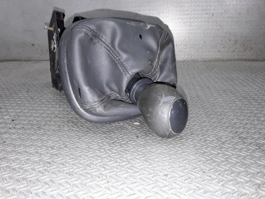 Gear selector mechanism – Renault Scenic II - Grand scenic II (2003-2006)
